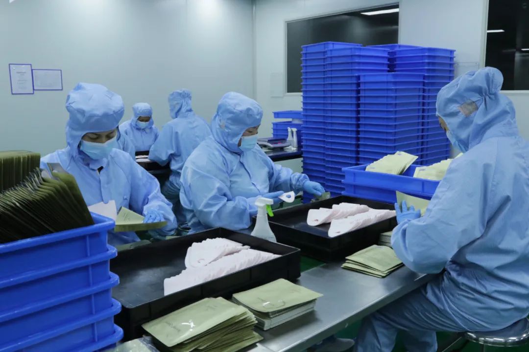 防疫生产两不误 练塘镇专班助力厦门科技有限公司创建“无疫工厂”